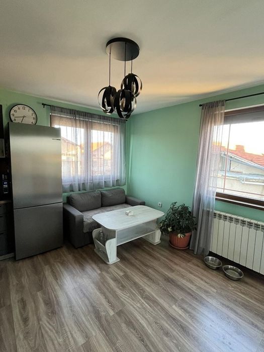 Етаж от къща в с. Мировяне! Готов за живеене!