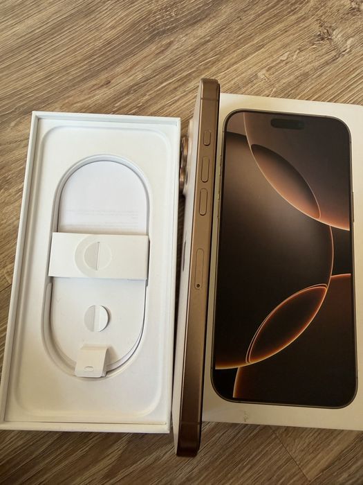Iphone 16 pro max disert titanium ZPA