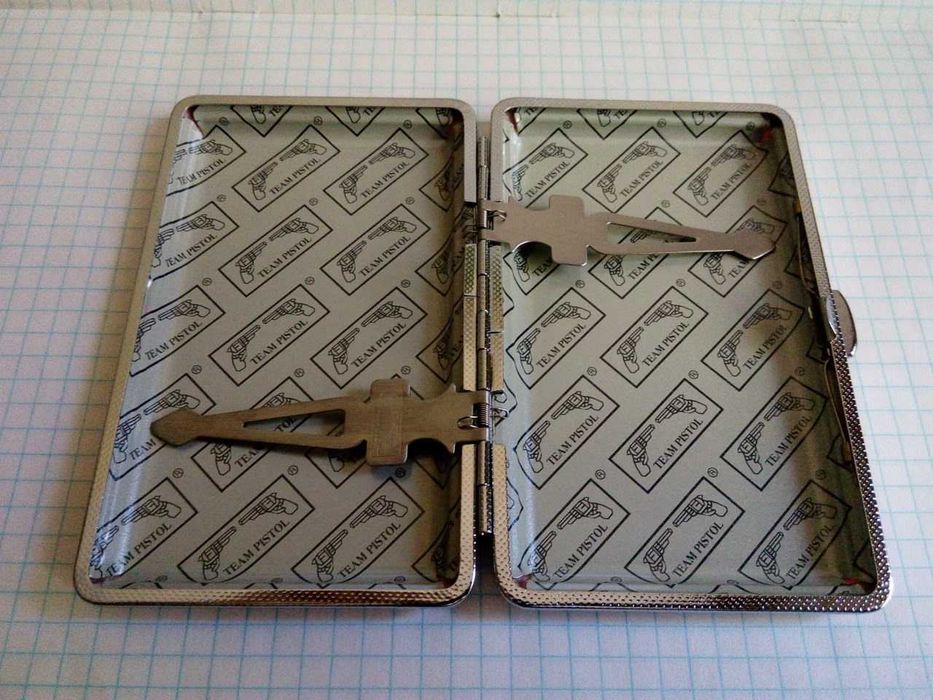 портсигары универсальные отделанные  кожей