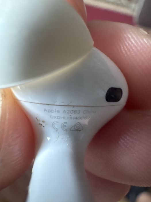Airpods Pro 1st Gen.