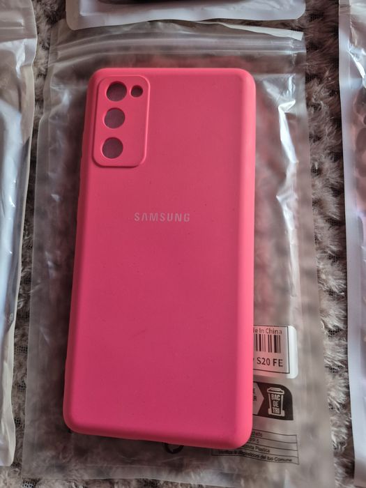 Продавам калъфи за Samsung Galaxy S20 FE