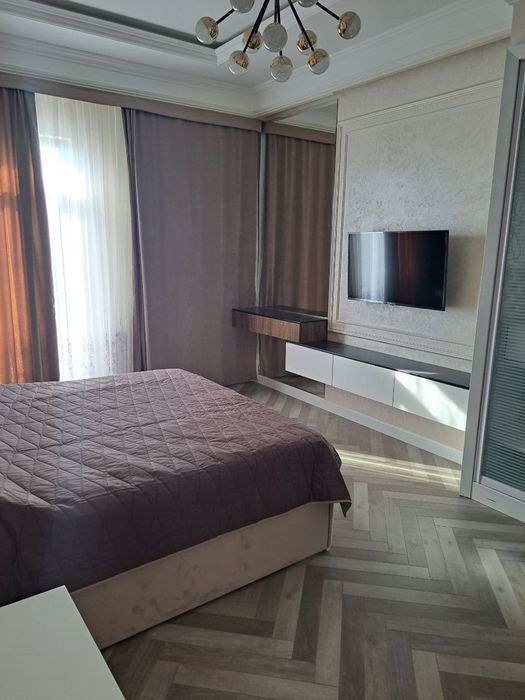 Tashkent siti Boulevard 3-комн 5-этаж 7-этажный кирпичный дом новостро