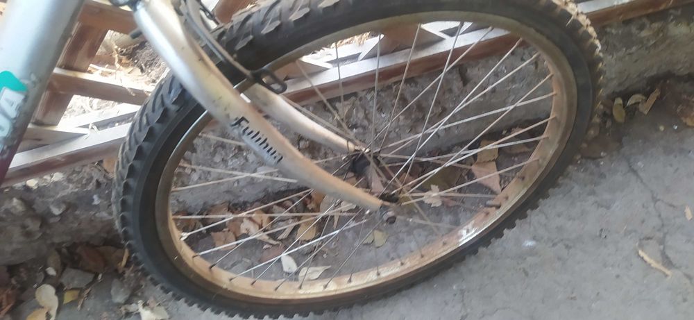 Велосипед подросковый-взрослый.