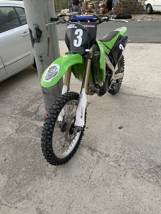 Kavasaki kxf 250 2009 în stare inpecabila are 60 de ore ssau schimb acept variante