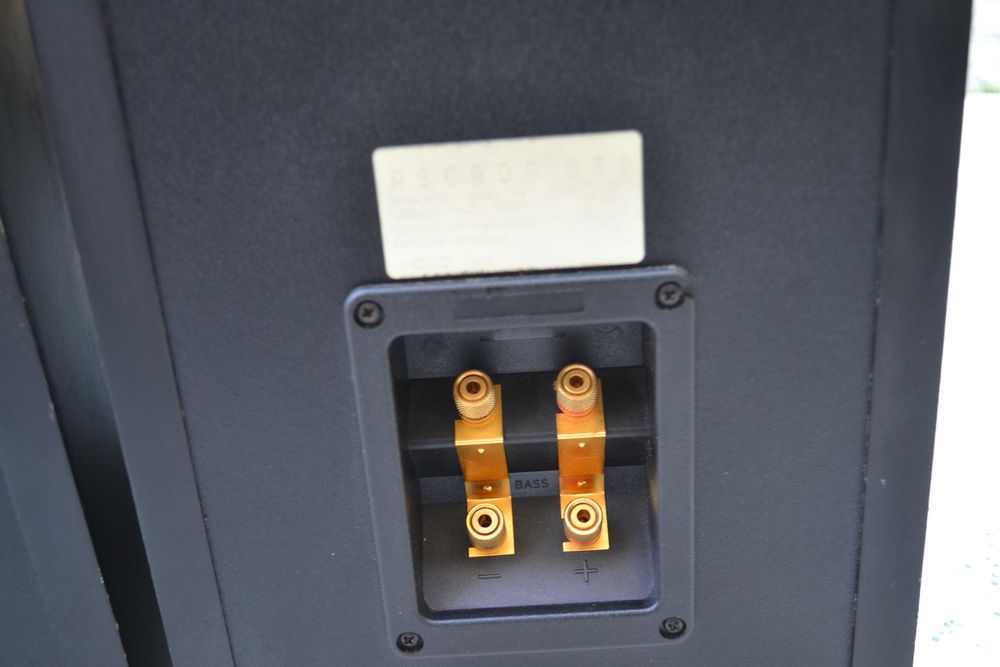 Boxe Heco Ascada 550