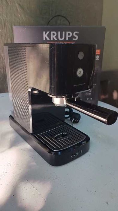 Espressor Krups Calvi XP3410, 1460W, 15 bar, 1 l, 
Stare,Foarte bună