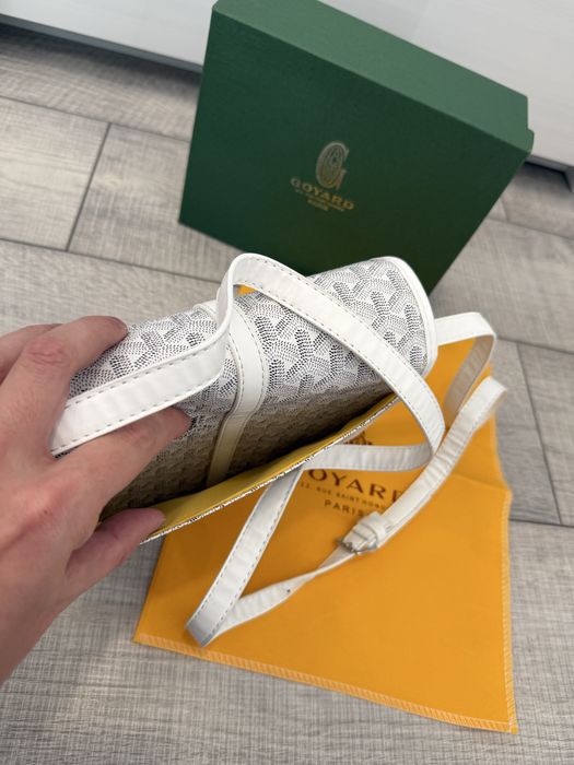 Goyard Belvedere II PM Бяла Чанта