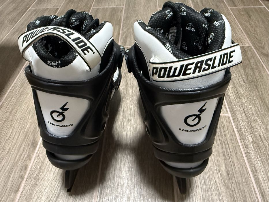Patine gheață Powerslide Thunder marime 44. Nu fac schimburi.