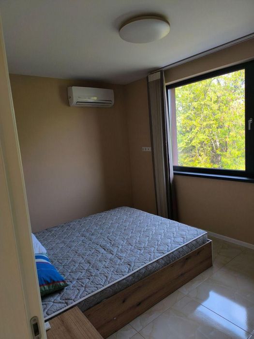 Дава се под наем Двустаен апартамент в Пловдив, Христо Смирненски - 72 кв.м за 550 € - Снимка #2