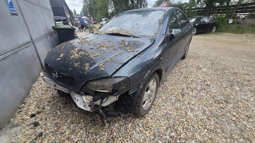 Opel astra bertone jante aliaj motor cutie caseta Scaune sport volan interior aripa aripi bara spate stopuri stop usi usa electromotor alternator 1.8
