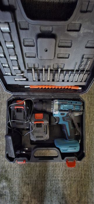 Продам шуруповерт.