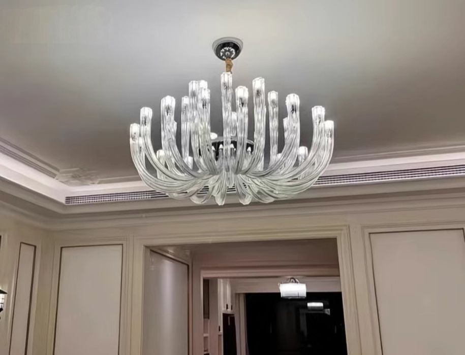 Люстра қонақ бөлмеге