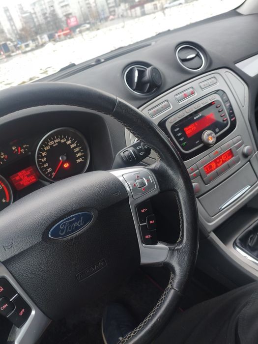 Ford Mondeo Mk4 2.0 TDCi  Hatchback | FULL DOTĂRI