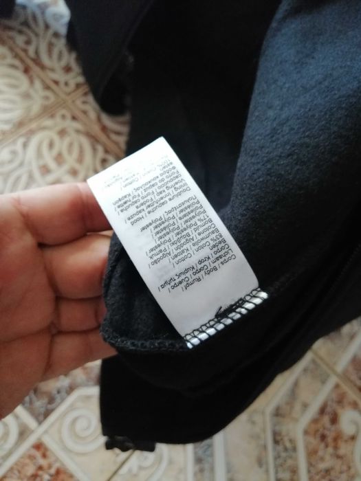 Оригинален суитчър Lacoste