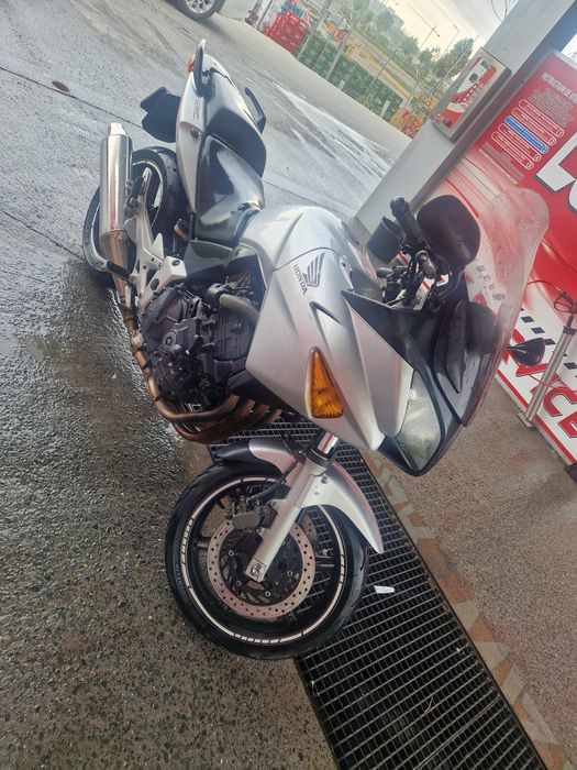 Motocicleta Hona CBF 600 S