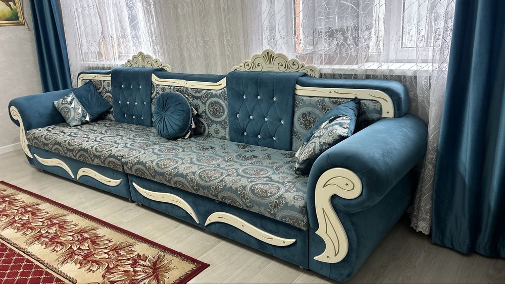 Продам,диван срочно