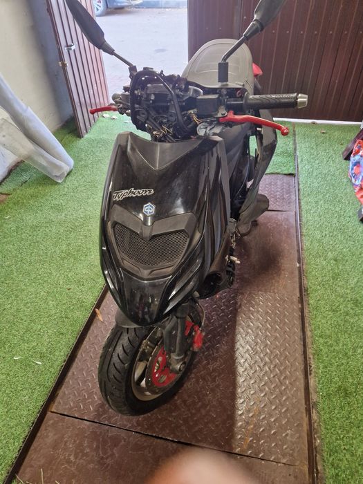 Piaggio Tayphoon 125