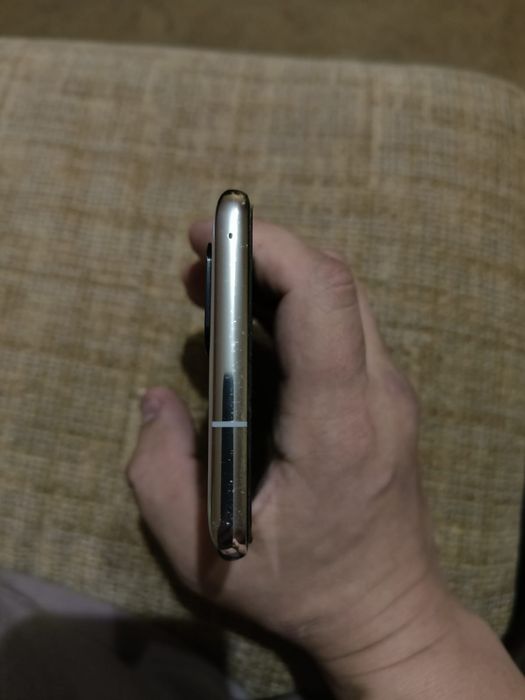 Обменяю Samsung s10 lite 6/128