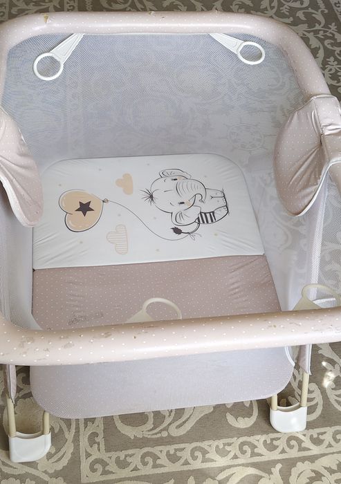 Манеж раскладной. Цена 20.000 тг