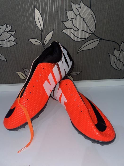 Adidasi nike Mercurial