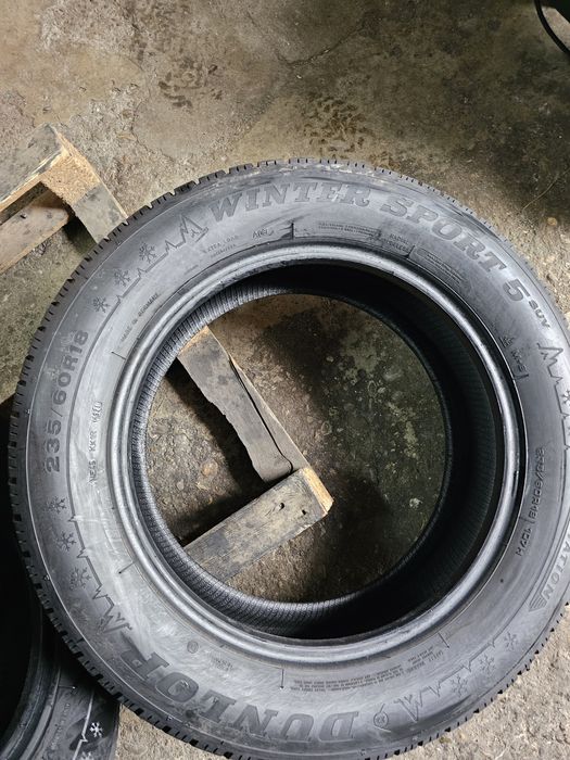 4 anvelope iarna 235 60 18 Dunlop