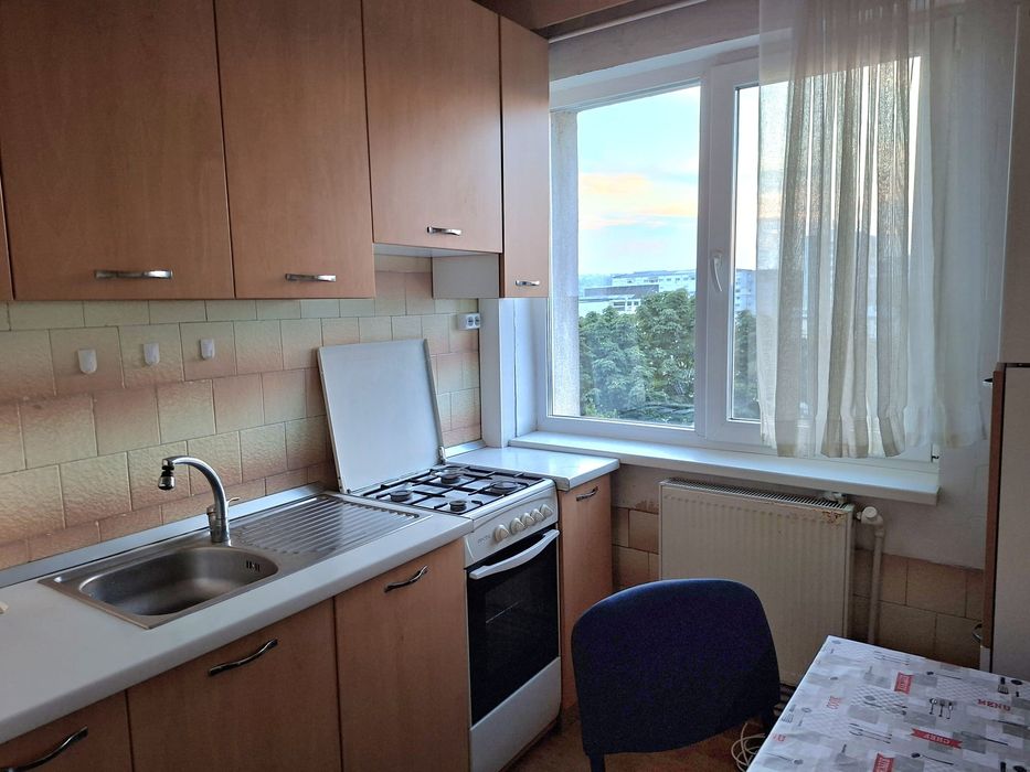Direct proprietar – Apartament 2 camere decomandat,  Podu Ros.