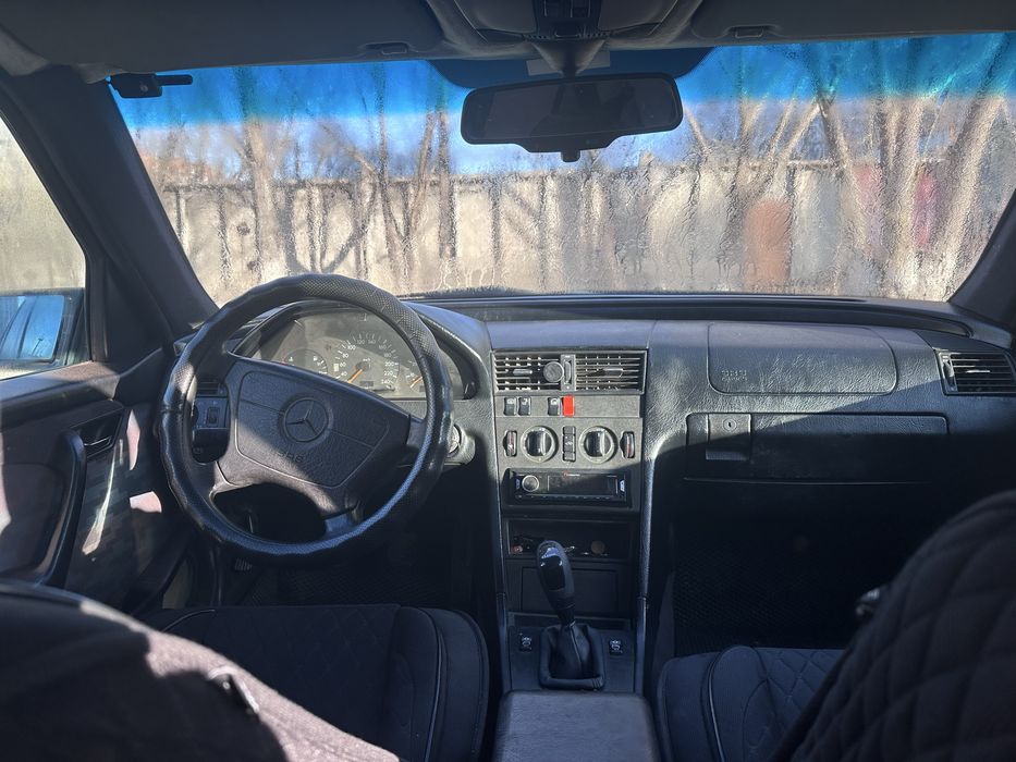 Продам Мерседес w202 в хорошем состоянии