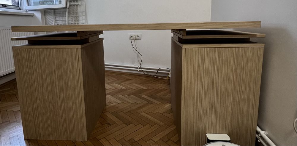 Birou mare  cu sertare și dulap – stare foarte bună