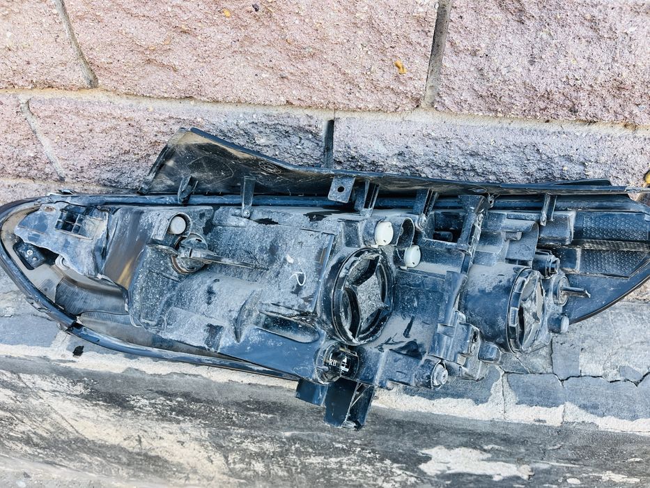 Продам фару Соната Америка Оригинал