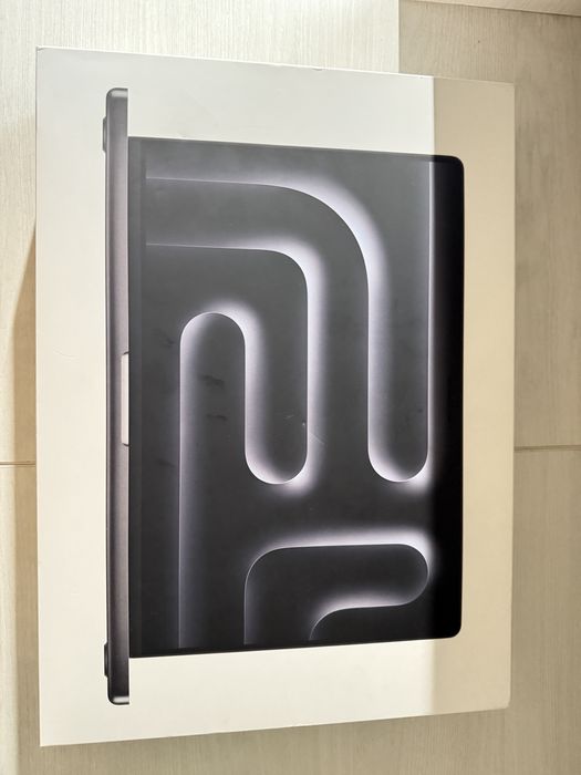 Macbook pro 16 2024, M4 pro