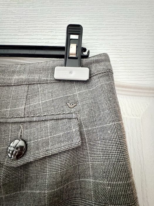 Дамски панталони от Armani Jeans
