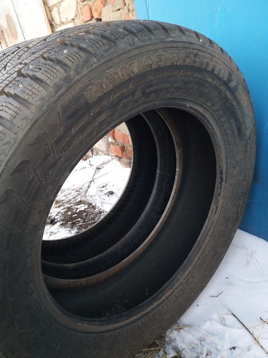 Продам автошины б/у цена за 1 шину.