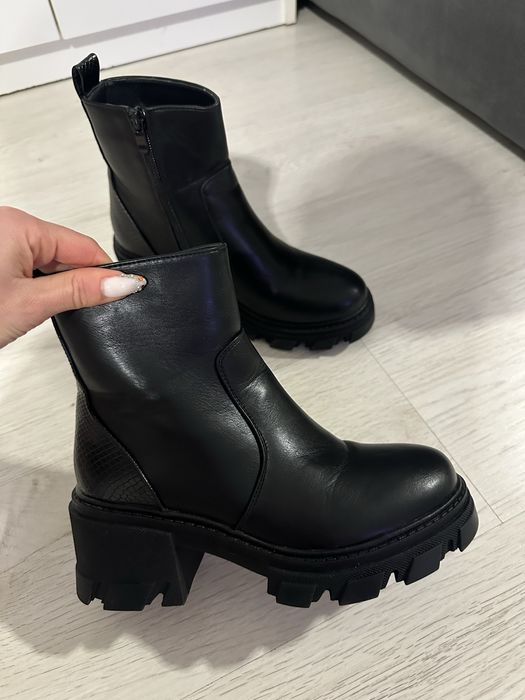 Дамски боти.