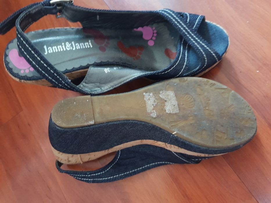 Дамски сандали-два модела и балеринки