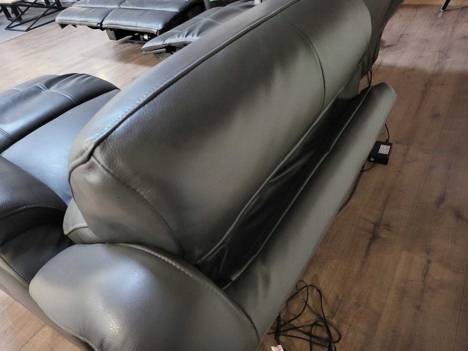 Тъмно сиви кожени дивани тройка и двойка с ел. релакс механизъм