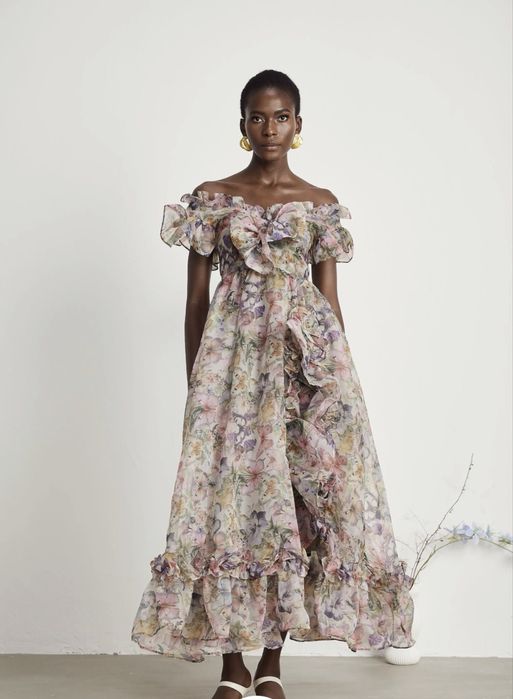 Нова рокля Miss Rosier – Margaux off-shoulder ruffled midi dress