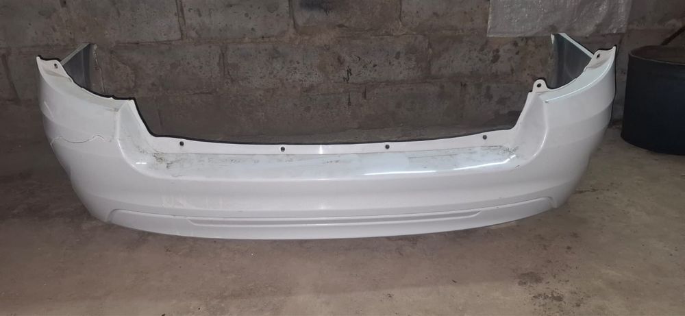 Продам бампер на гранту