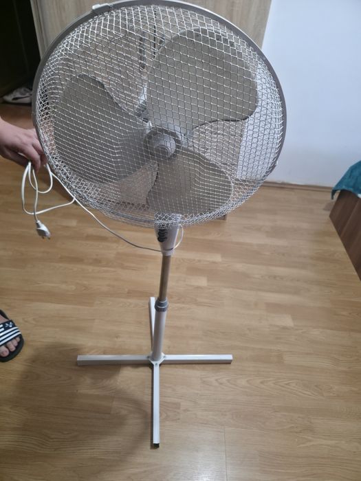 Vand  ventilator