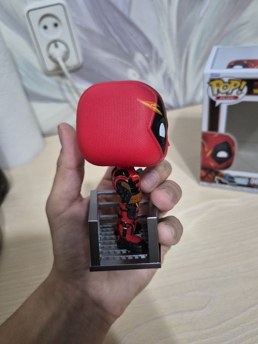 Коллекционная фигурка Funko pop Marvel  Deadpoll