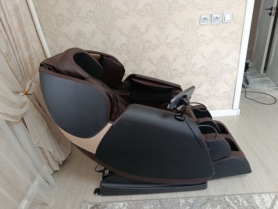 Продается массажное кресло