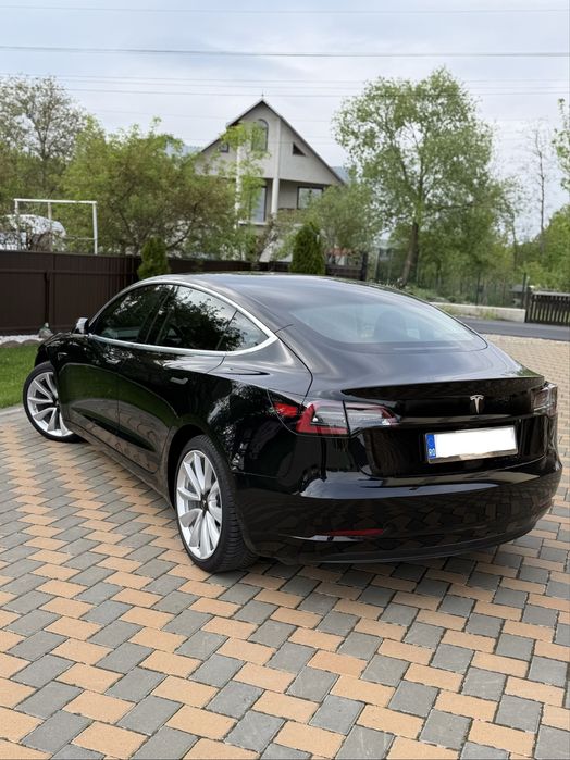 TESLA MODEL 3  Standard Range Plus 2021 baterie LFP 60 KW