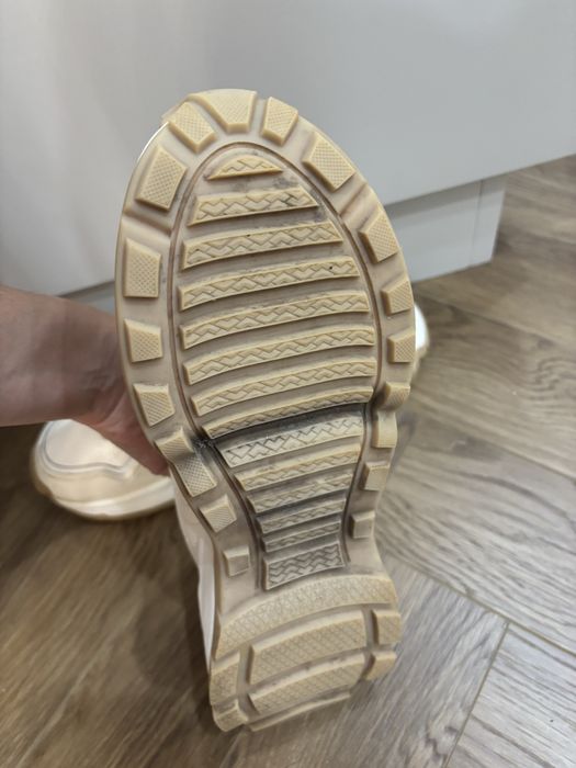 Кроссовки меховые massimo dutti