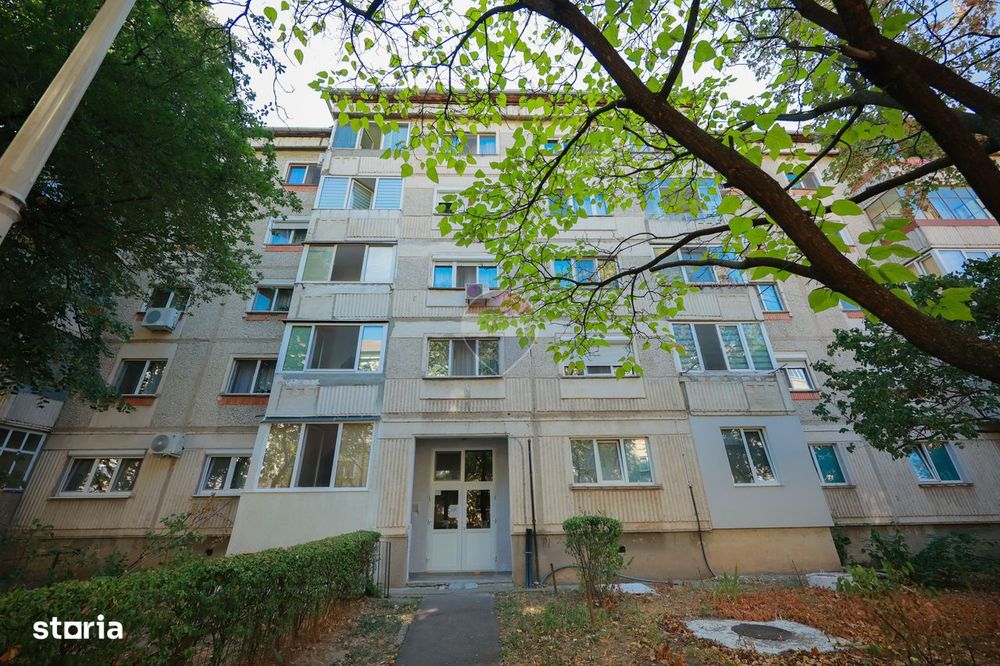 De vânzare apartament cu 3 camere , pe Strada Sovata - Oradea