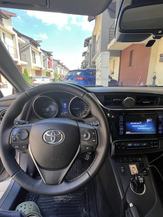 Toyota auris hibrid