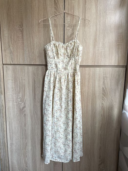 Женское элегантное летнее платье