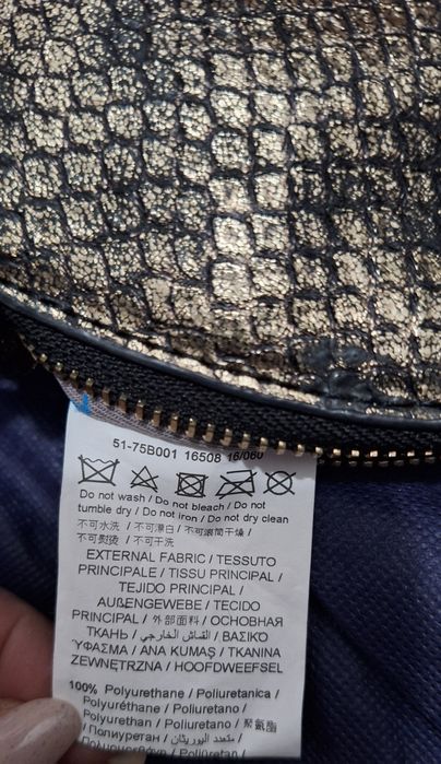 Geanta originala Trussardi Jeans se pot purta impreuna sau separat!Nou