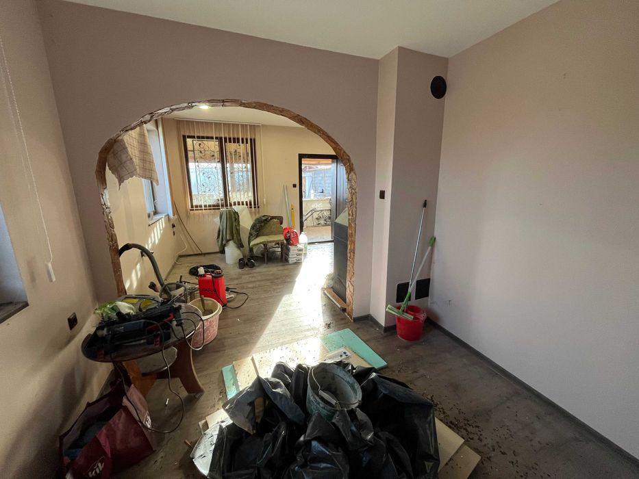 Продава се Къща в Казанлък - 100 кв.м за 765 €/кв.м - Снимка #8