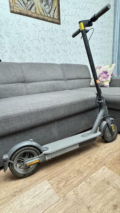 Продаю электросамокат