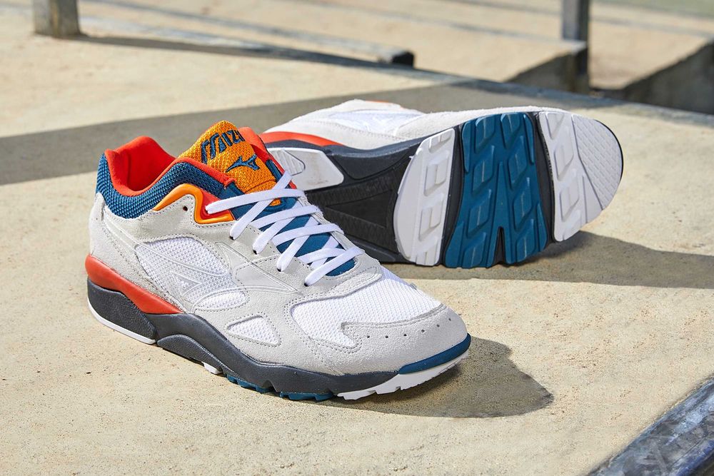 Mizuno 38 р. оригинальные кроссовки