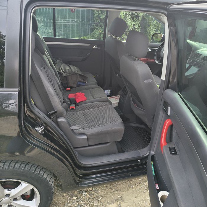 Volkswagen Touran 2.0 140 cp 2005
